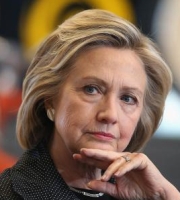 Hillary Clinton Campigns In Iowa, Meeting With Small Business Owners
